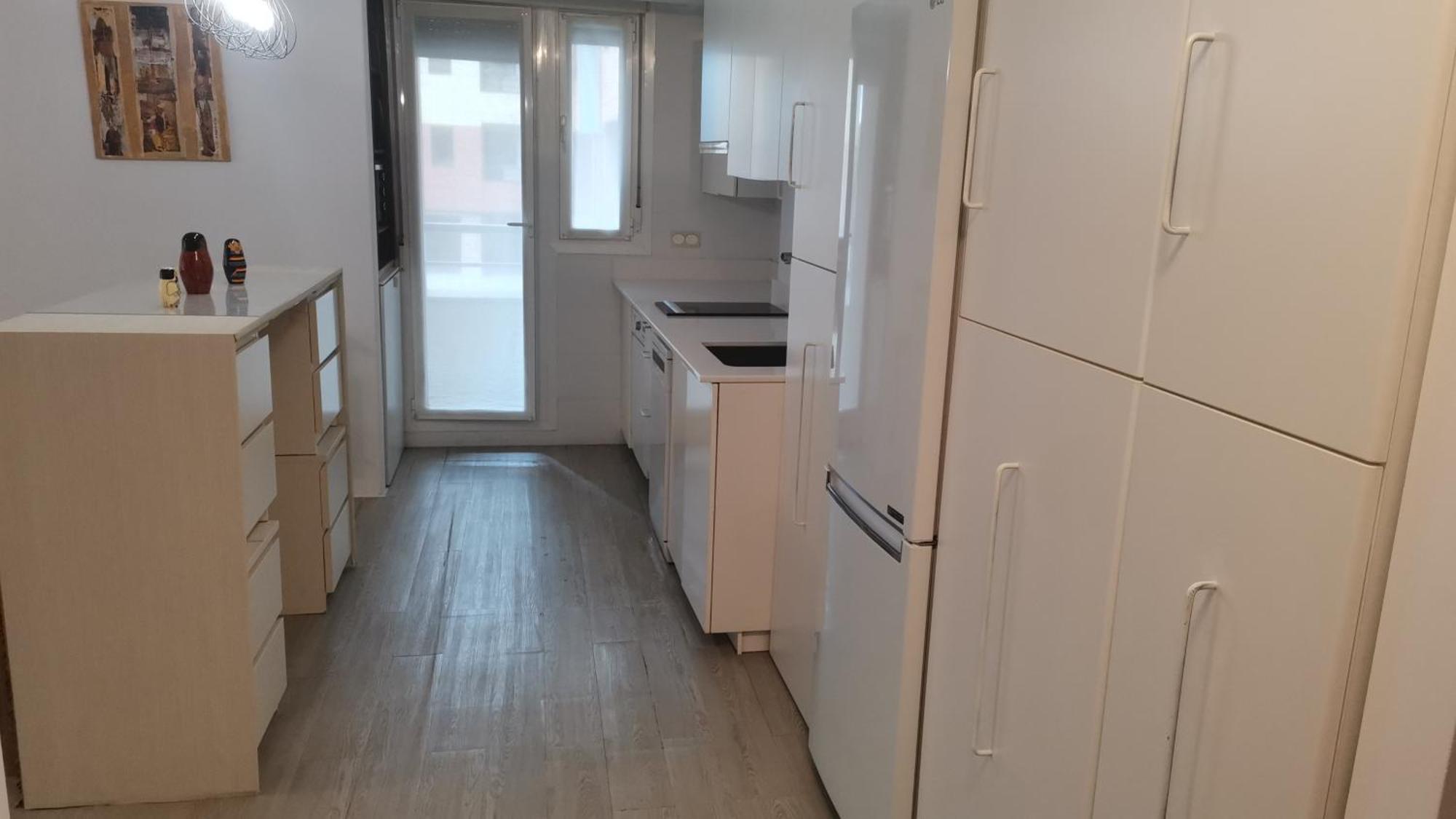 Apartamento Castro Urdiales Con Garaje Y Piscina ,Cerca Playa ภายนอก รูปภาพ